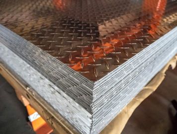 3003 H22 Aluminium Checker Plate Sheet Aluminum Tread Plate Good Slip Resistance Highly Reflective